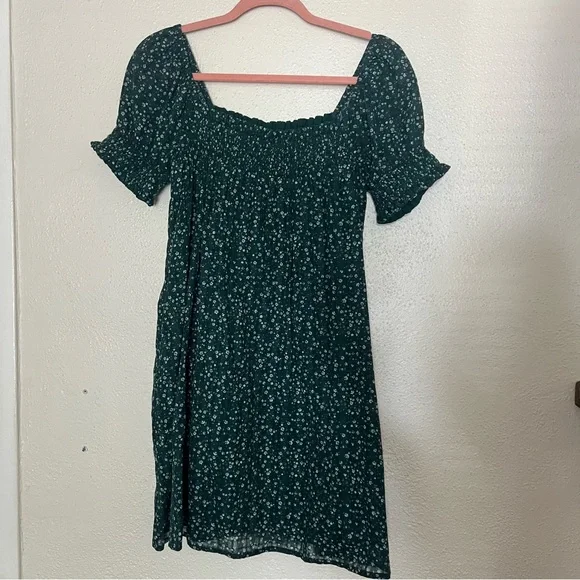 american eagle green floral dress hiericasuckow on LTK